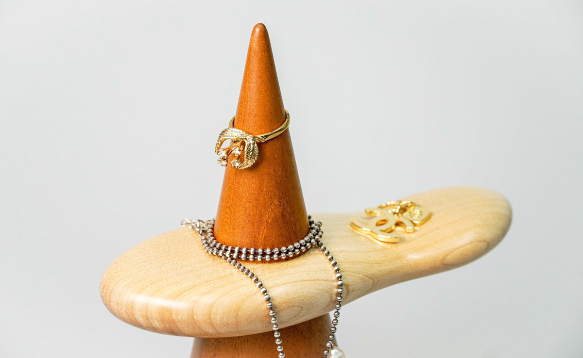 微一設計 山與雲